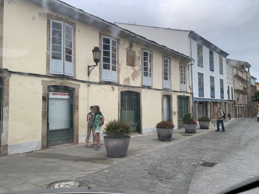 Cafetería La Lira