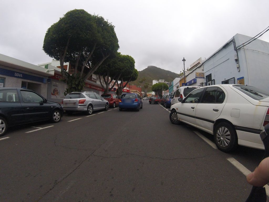 Coffee & Cake's Aguere