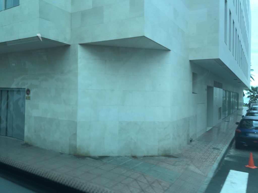 BLUR — Specialty Coffee, Brunch & Wine