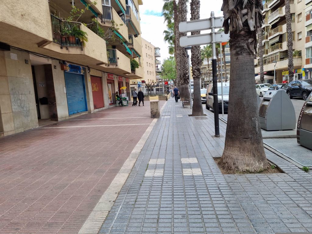 GUAY SALOU