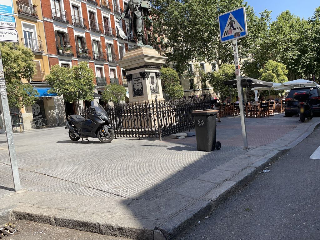 La Plaza