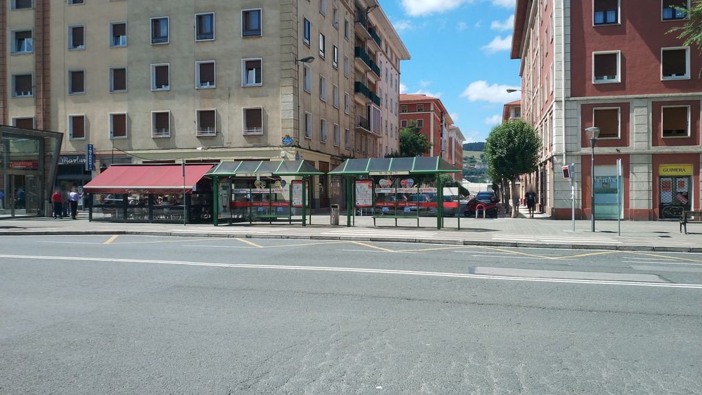 Gran Stop Bar