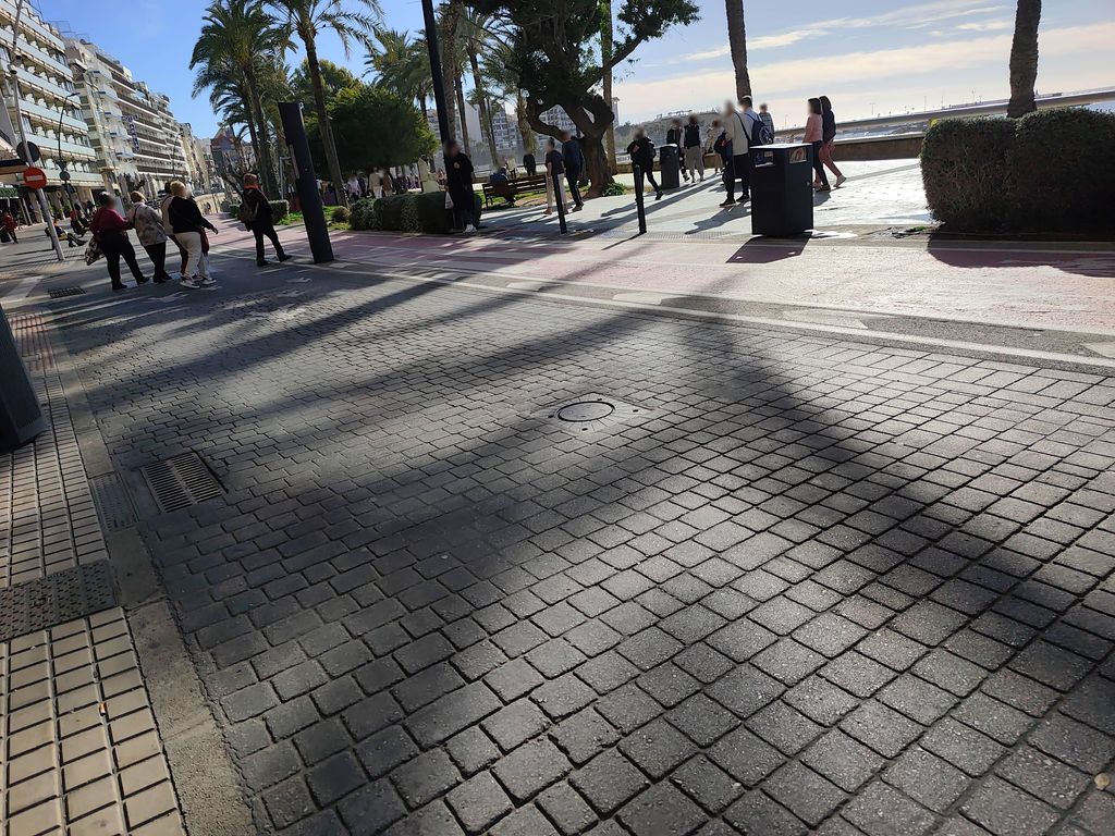 Las Olas De Poniente