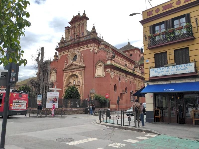 Cervecería La Carmen Triana