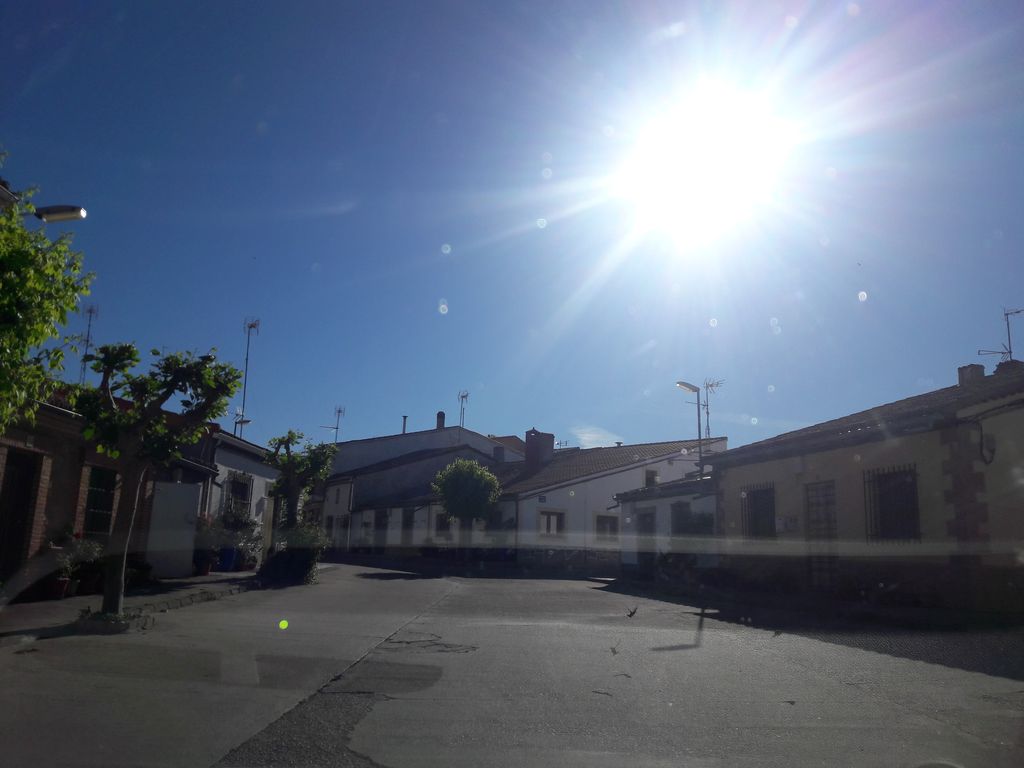 Bar de las piscinas. Abre en verano
